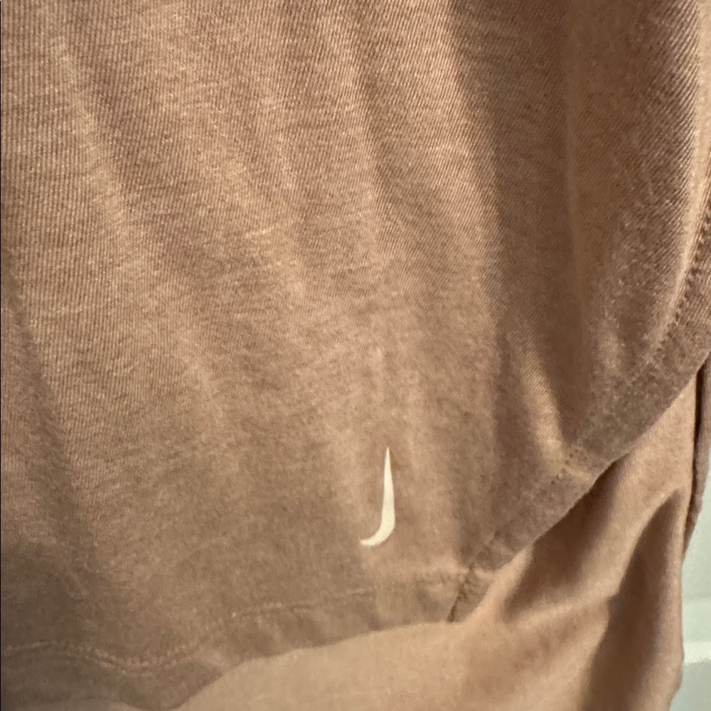 Nike Women's Rose Yoga Top - Picture 3 of 7